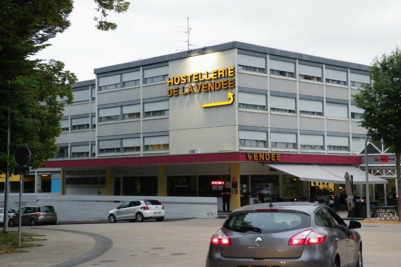 Hostellerie De La Vendee Lancy Exteriér fotografie