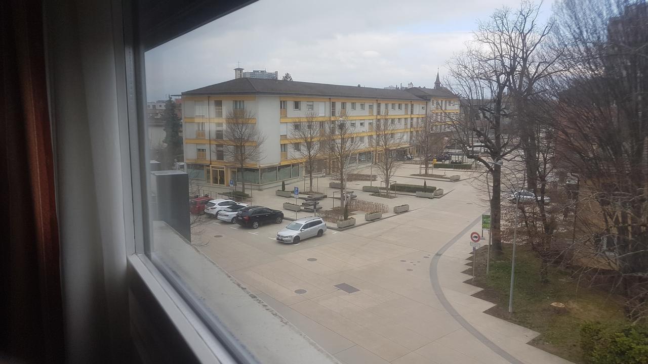 Hostellerie De La Vendee Lancy Exteriér fotografie