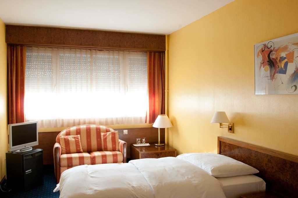 Hostellerie De La Vendee Lancy Pokoj fotografie